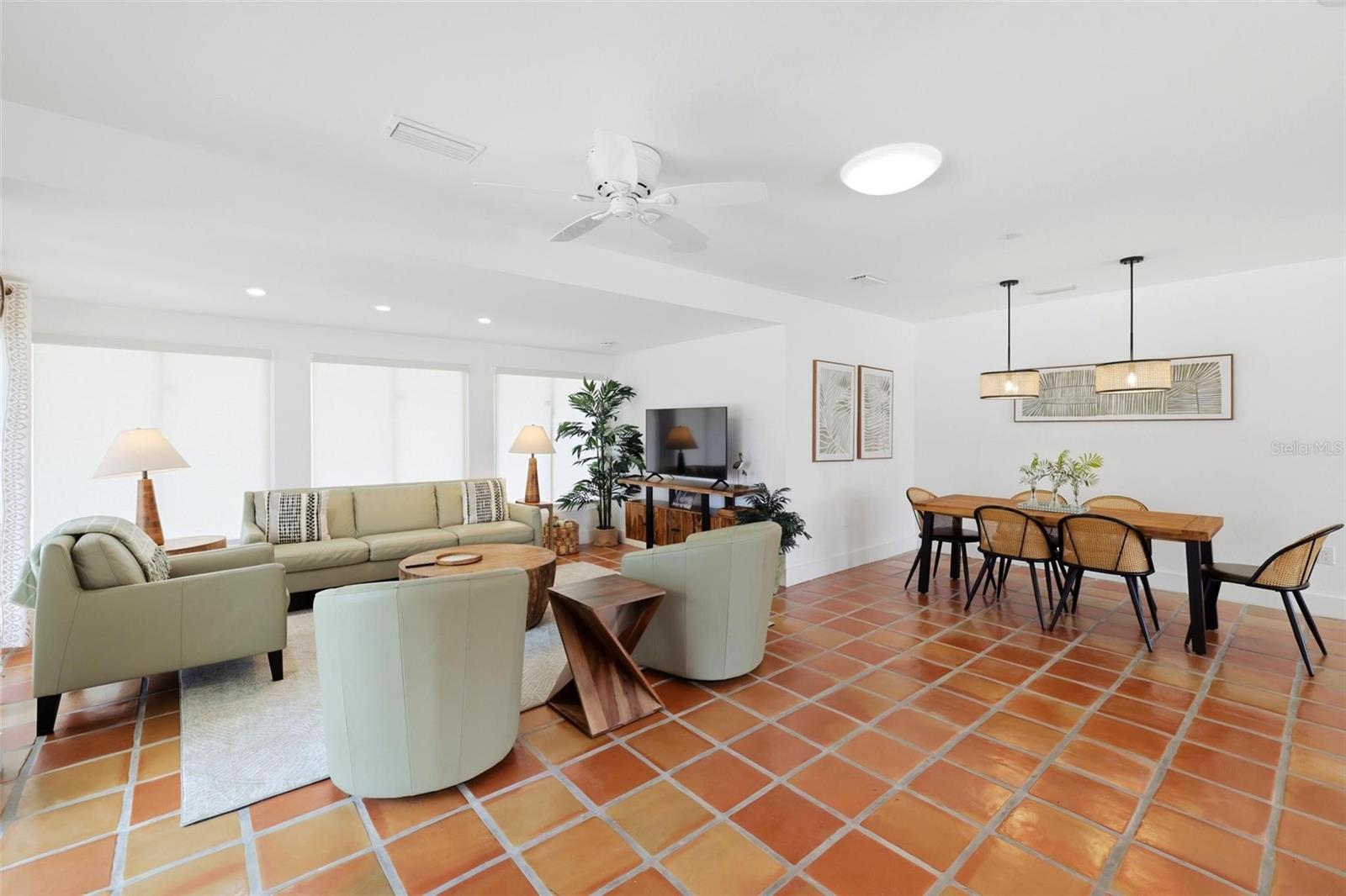 SAINT ARMANDS DIV JOHN RINGLING ESTATES - Residential