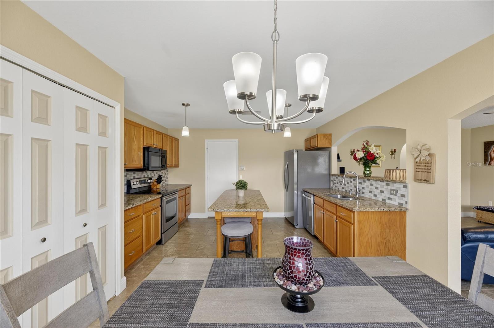 6510 TABOGI TRAIL