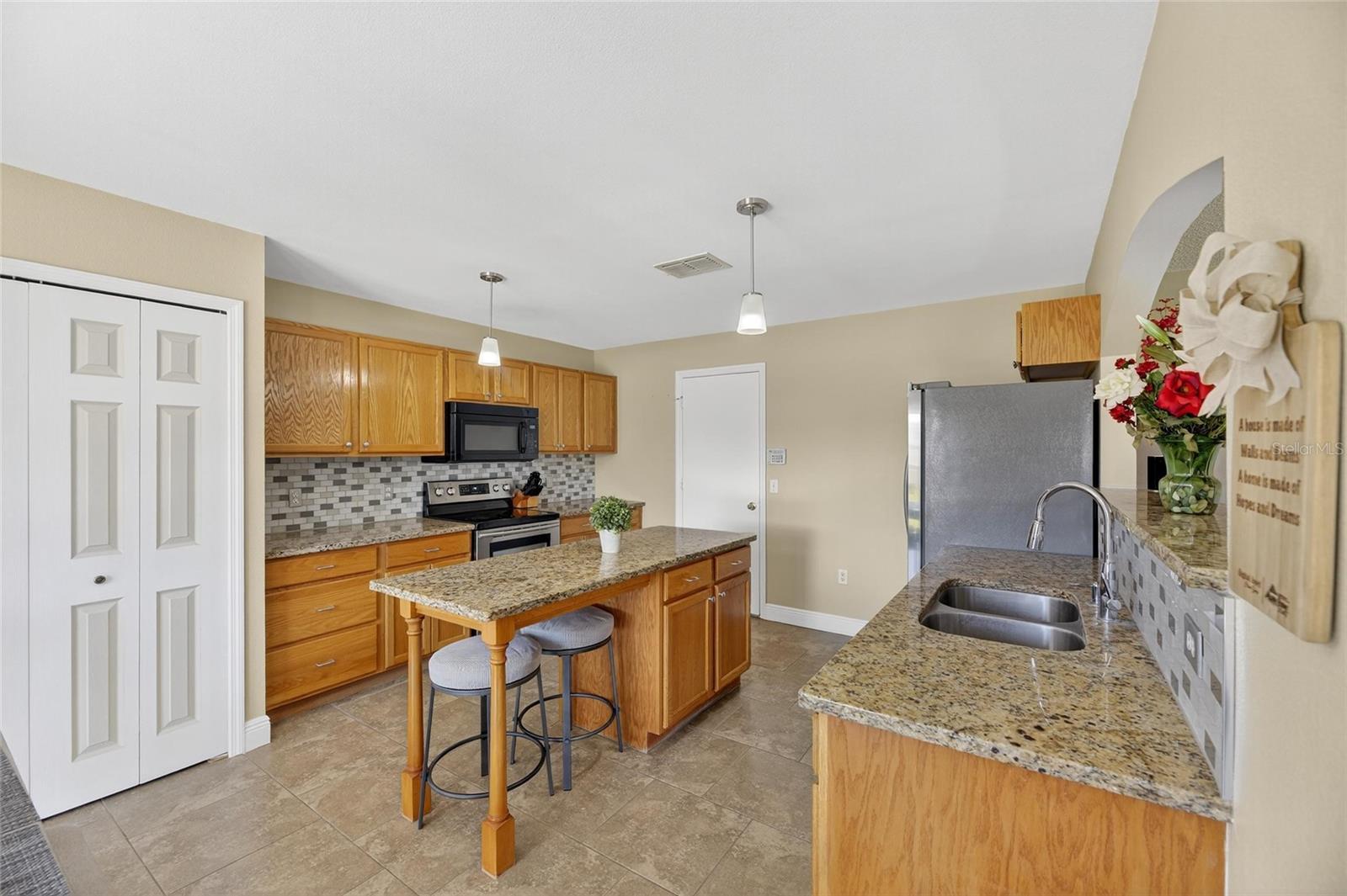6510 TABOGI TRAIL