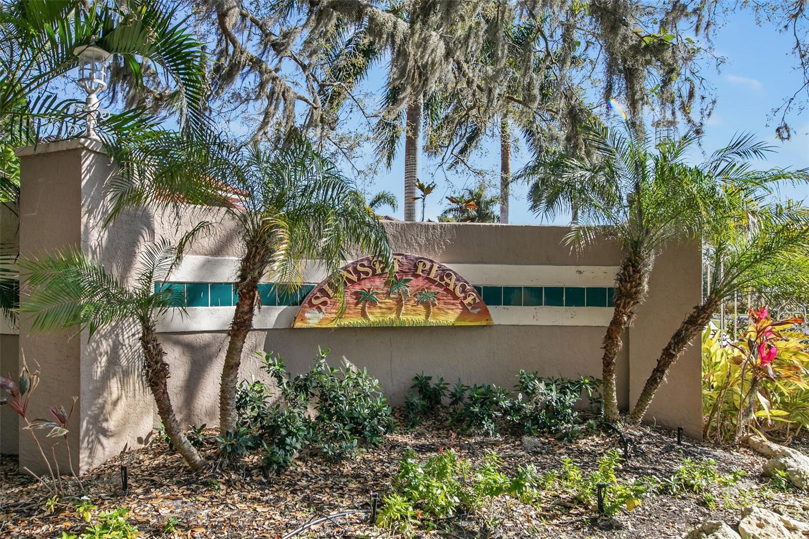 SUNSET PLACE - Residential