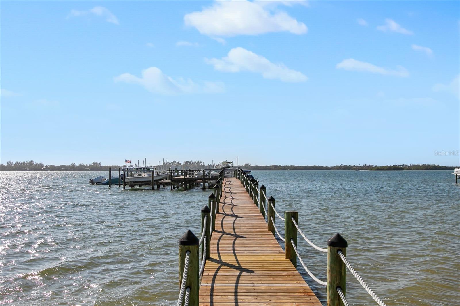 SUNSET PLACE - Residential