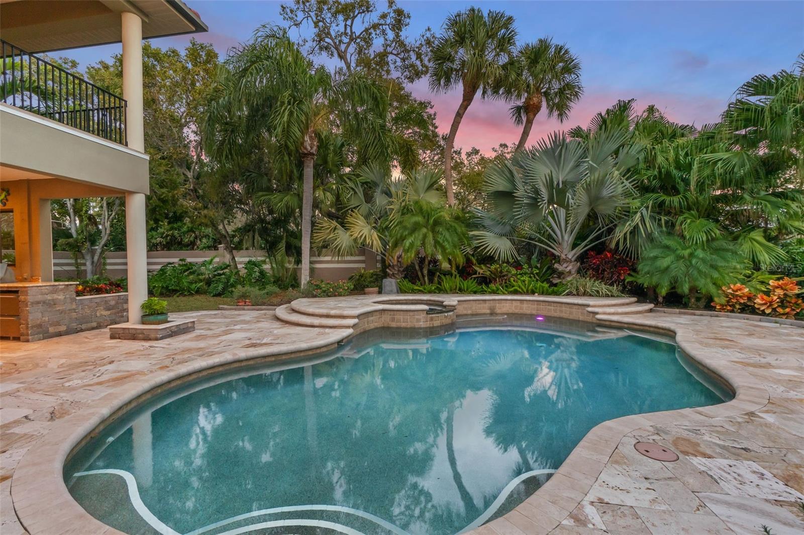 SUNSET PLACE - Residential