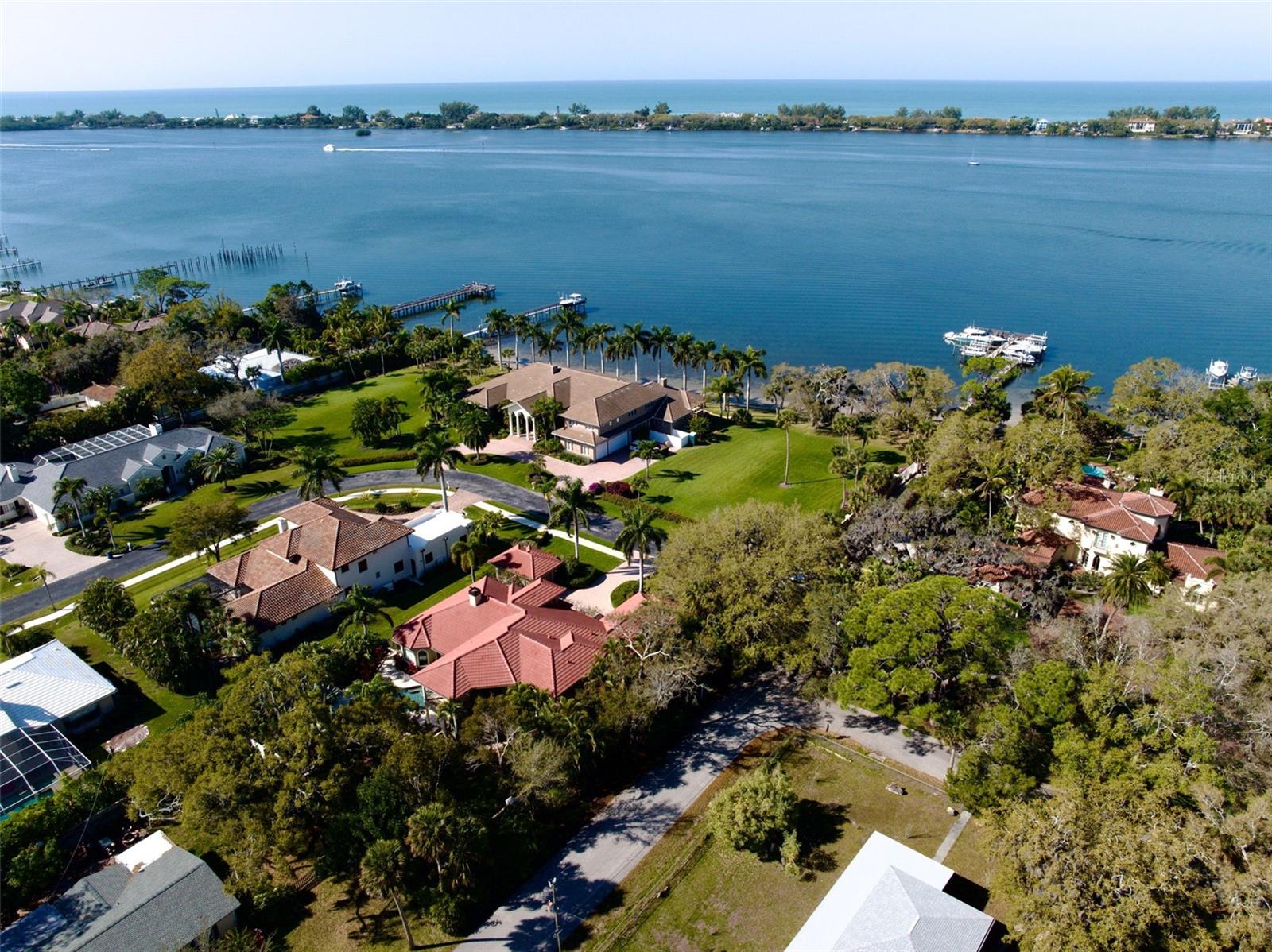 SUNSET PLACE - Residential