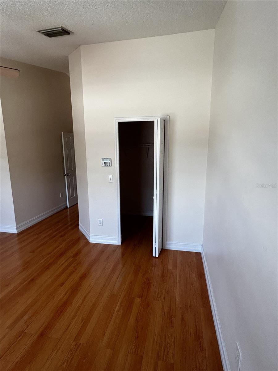 OSPREY RUN TWNHMS PH 2 - Residential