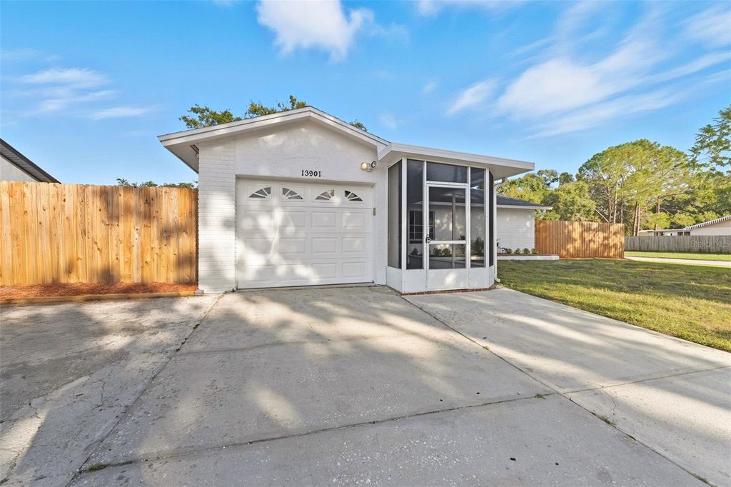 Photo of 13901 Pathfinder Drive, Tampa, FL 33625 (MLS # TB8434944)