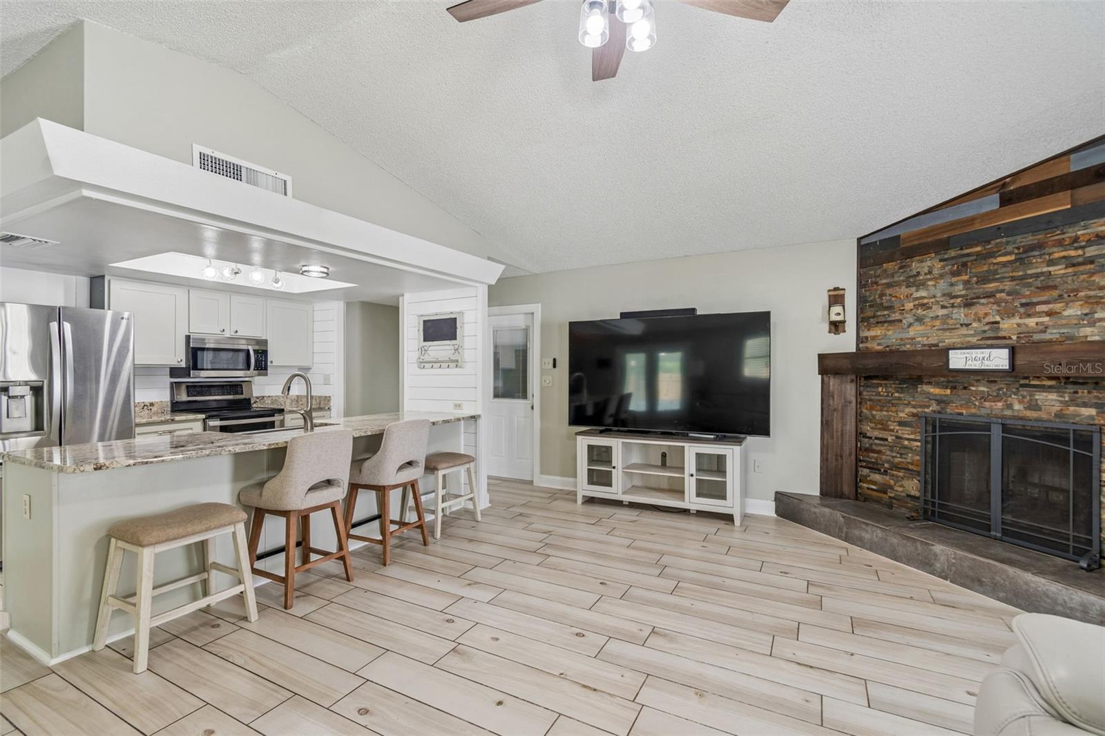 BEACON MEADOWS UNIT III B - Residential