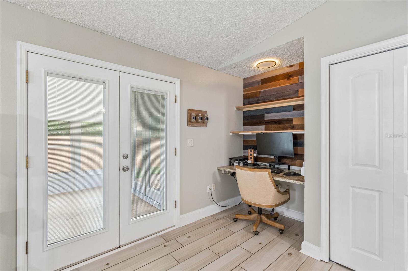 BEACON MEADOWS UNIT III B - Residential