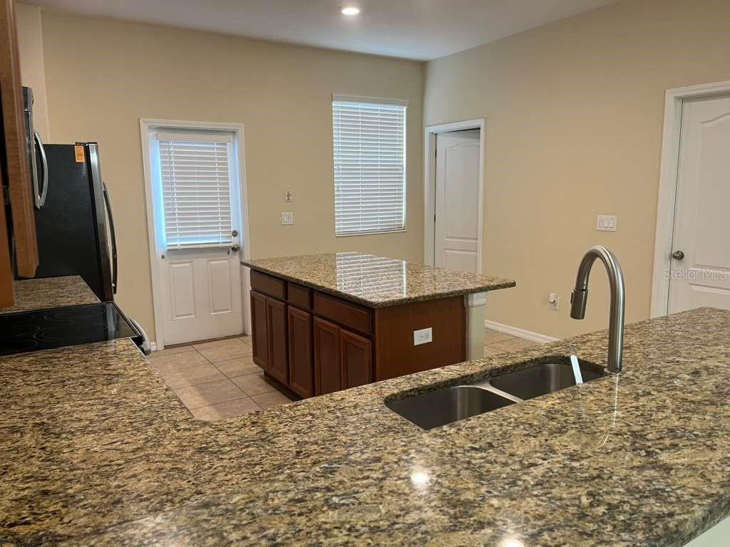 WINDERMERE SOUND - Residential Lease