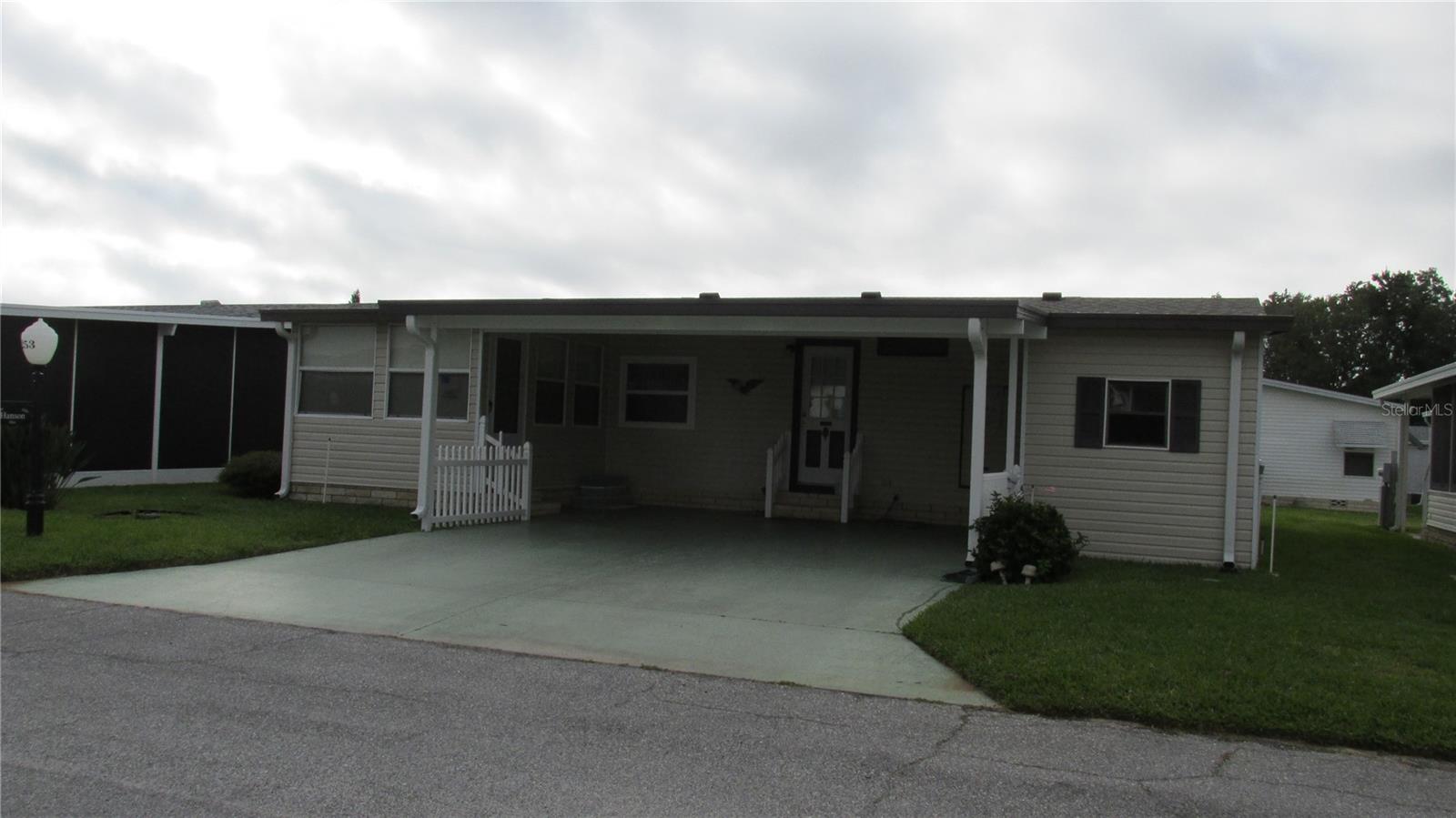 SWEETWATER GOLF & TENNIS CLUB ADD 01 - Residential