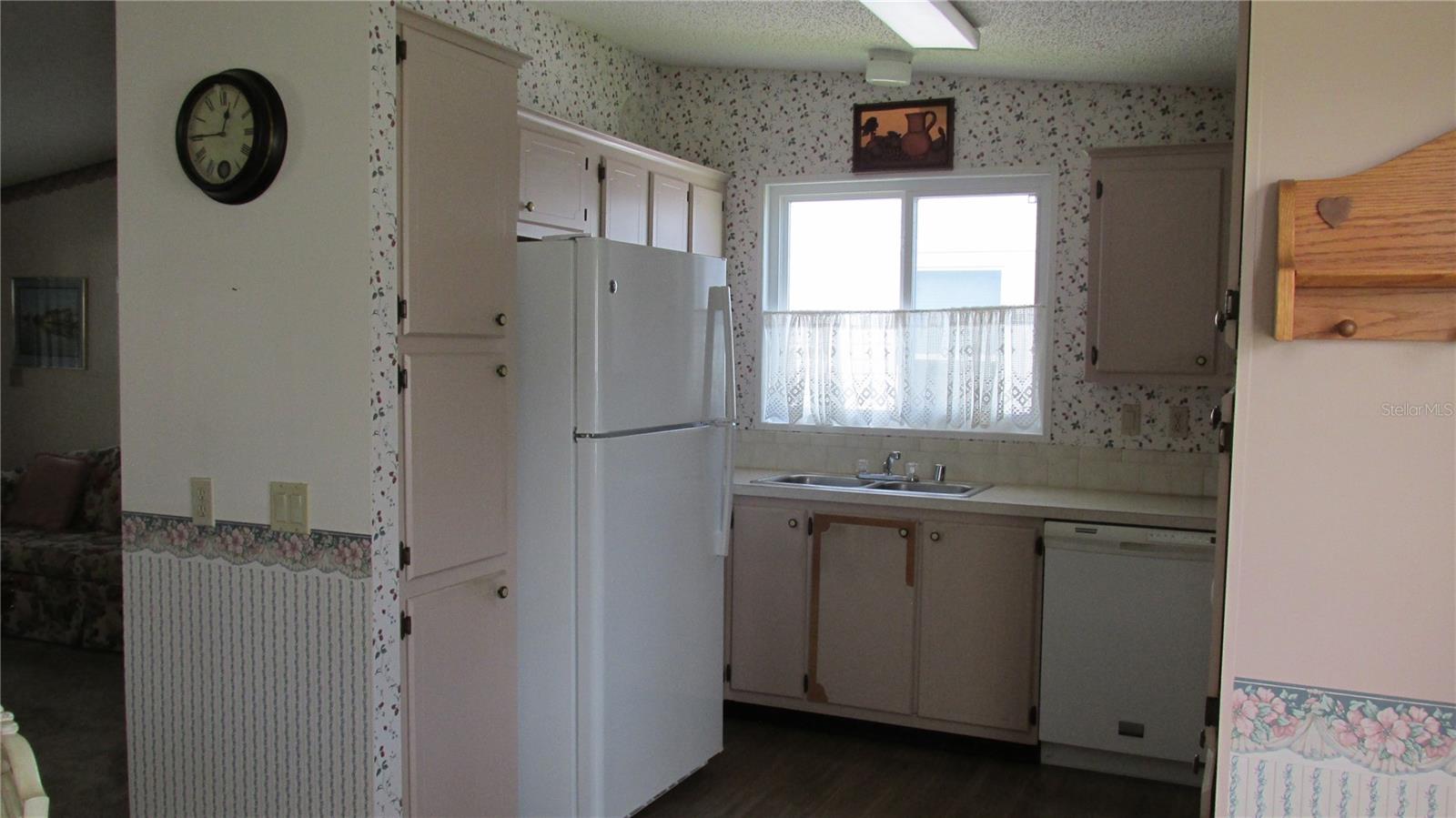 SWEETWATER GOLF & TENNIS CLUB ADD 01 - Residential