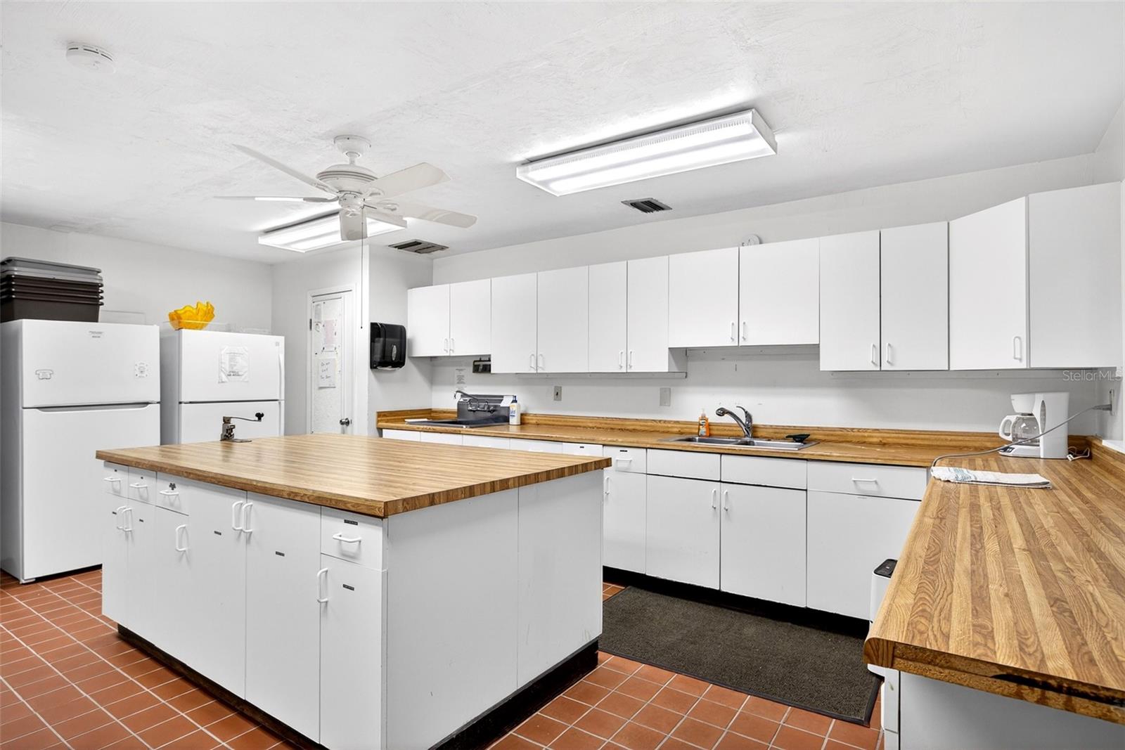 BURNT STORE COLONY MHP COOP - Residential