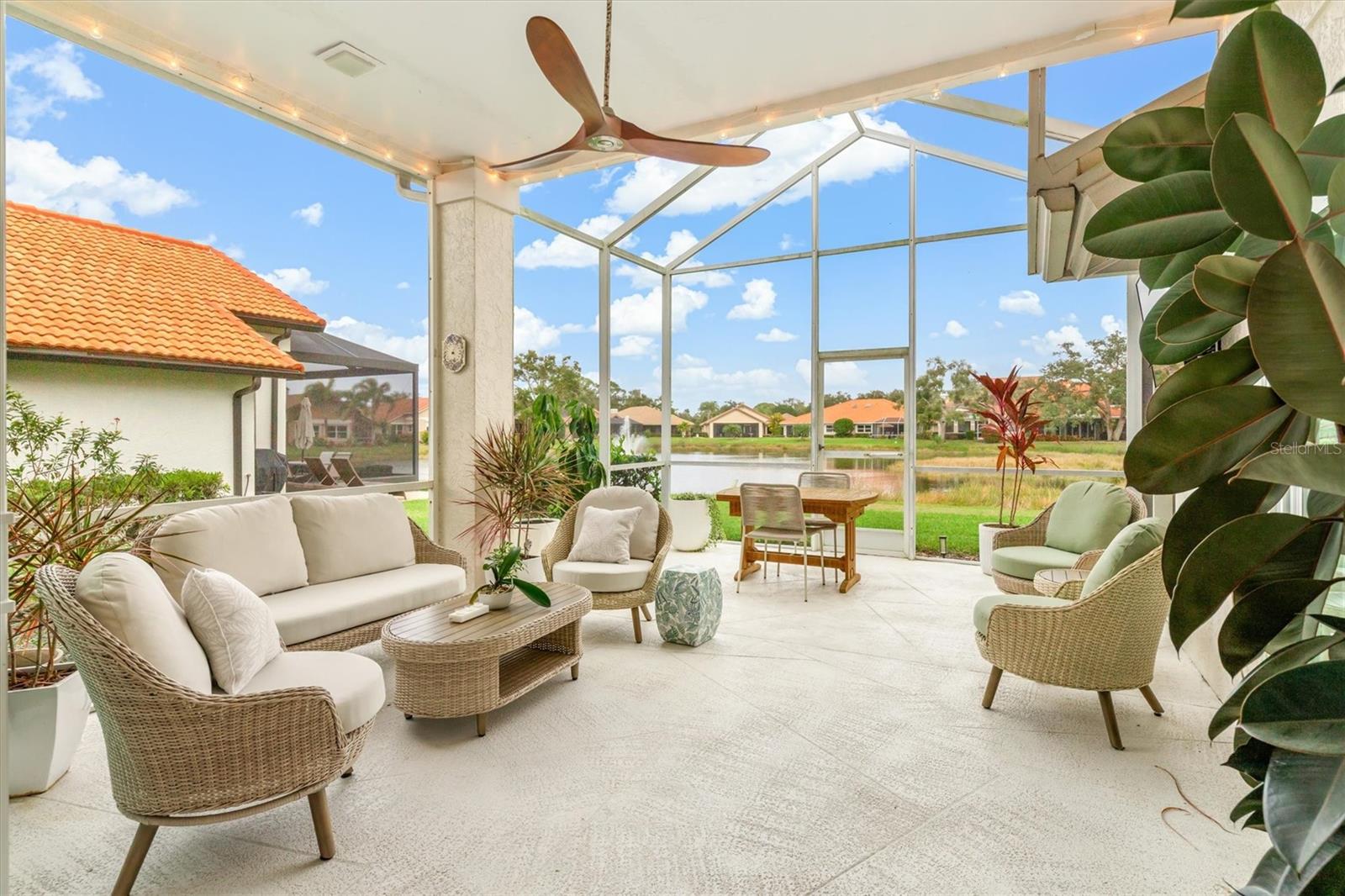 VILLAS AT DEER CREEK - Residential