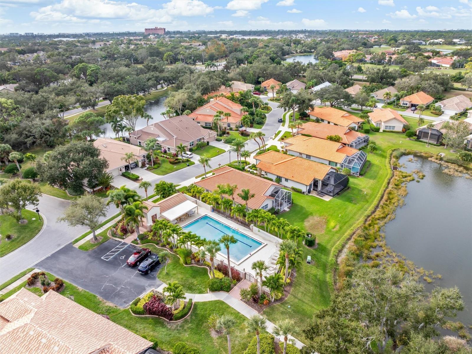 VILLAS AT DEER CREEK - Residential