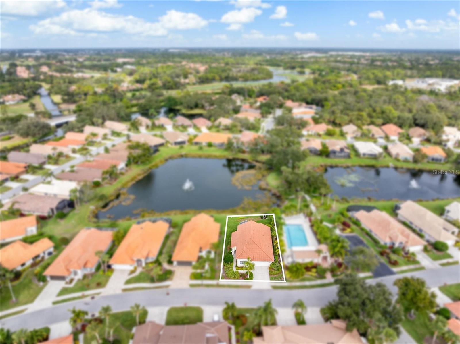 VILLAS AT DEER CREEK - Residential