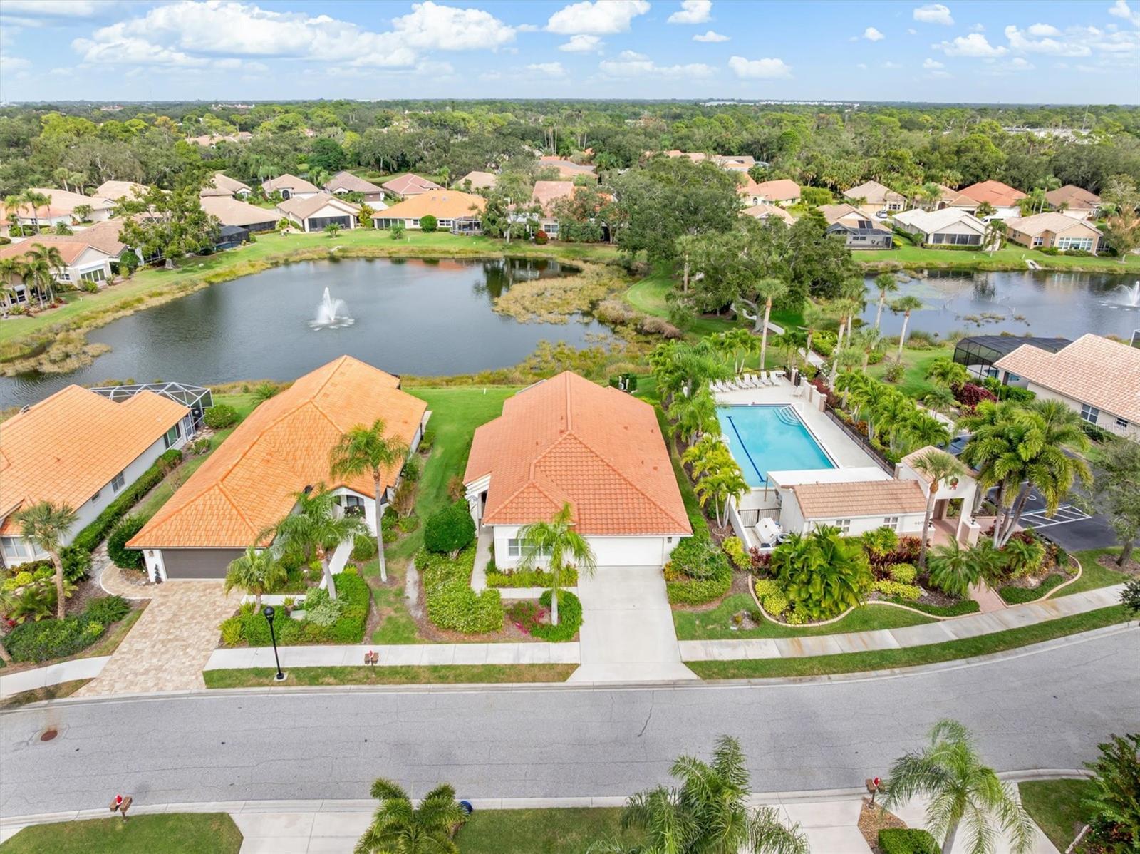 VILLAS AT DEER CREEK - Residential