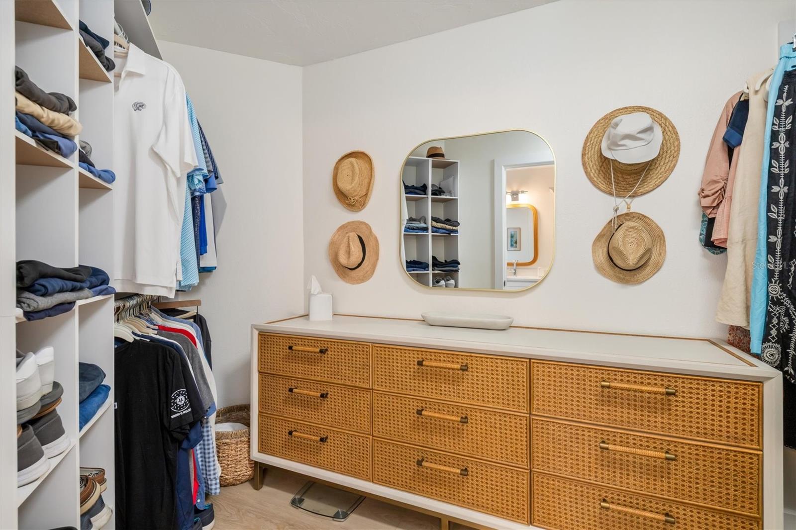 VILLAS AT DEER CREEK - Residential