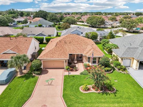 Photo of 2415 Morven Park Way, The Villages, FL 32162 (MLS # G5099976)