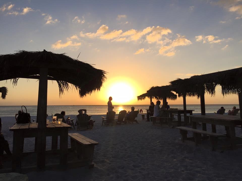 THE BEACH RESIDENCES - Residential