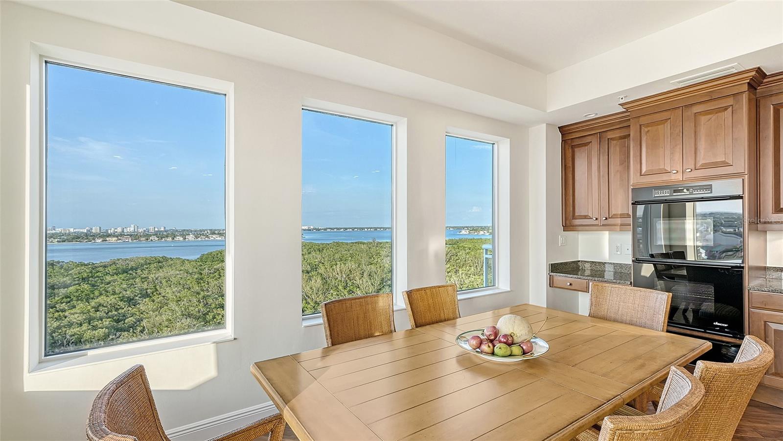 THE BEACH RESIDENCES - Residential