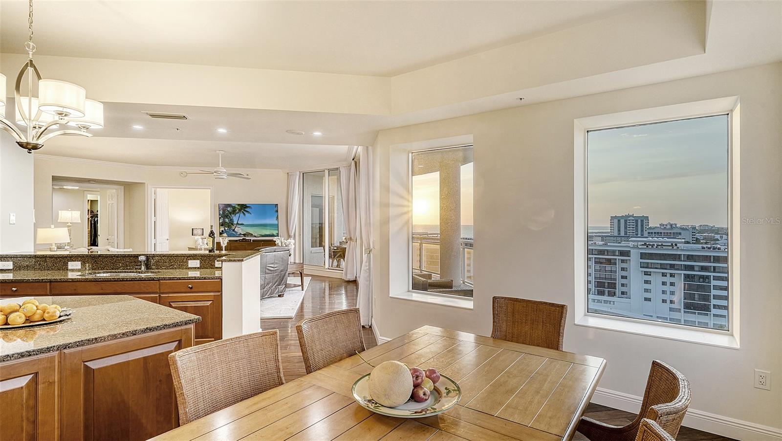 THE BEACH RESIDENCES - Residential