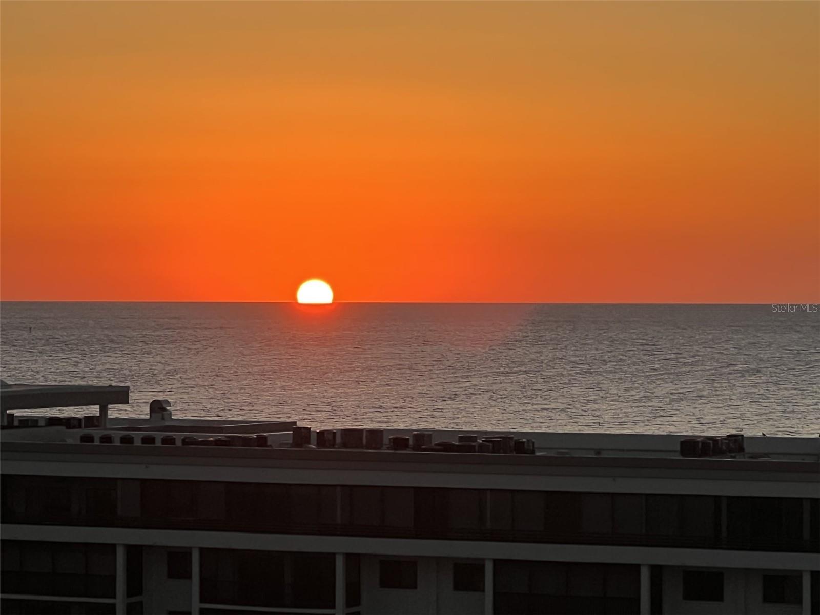 THE BEACH RESIDENCES - Residential