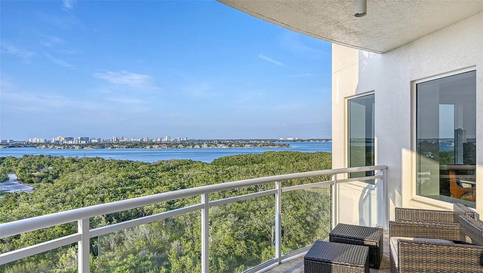 THE BEACH RESIDENCES - Residential