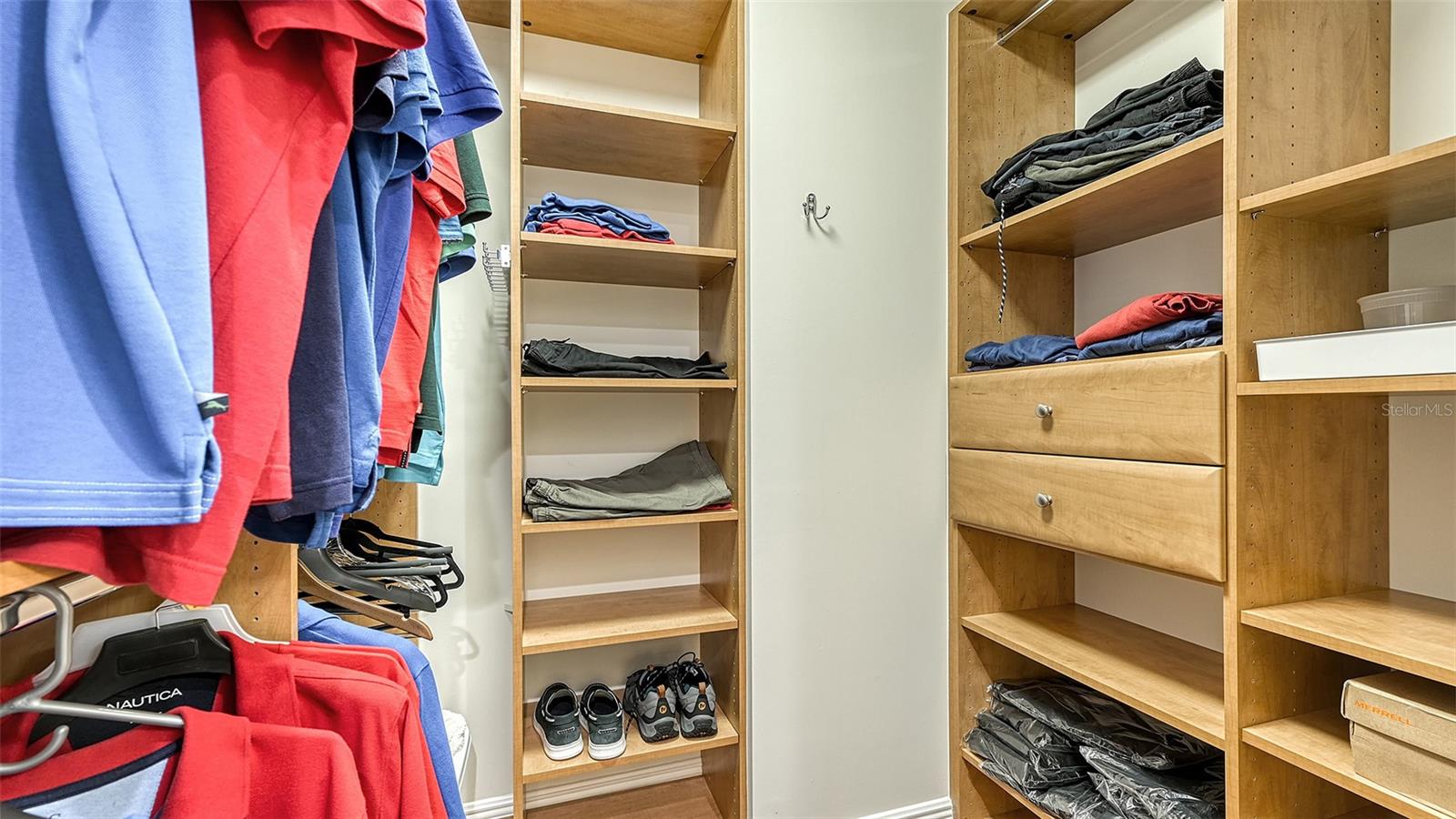 THE BEACH RESIDENCES - Residential