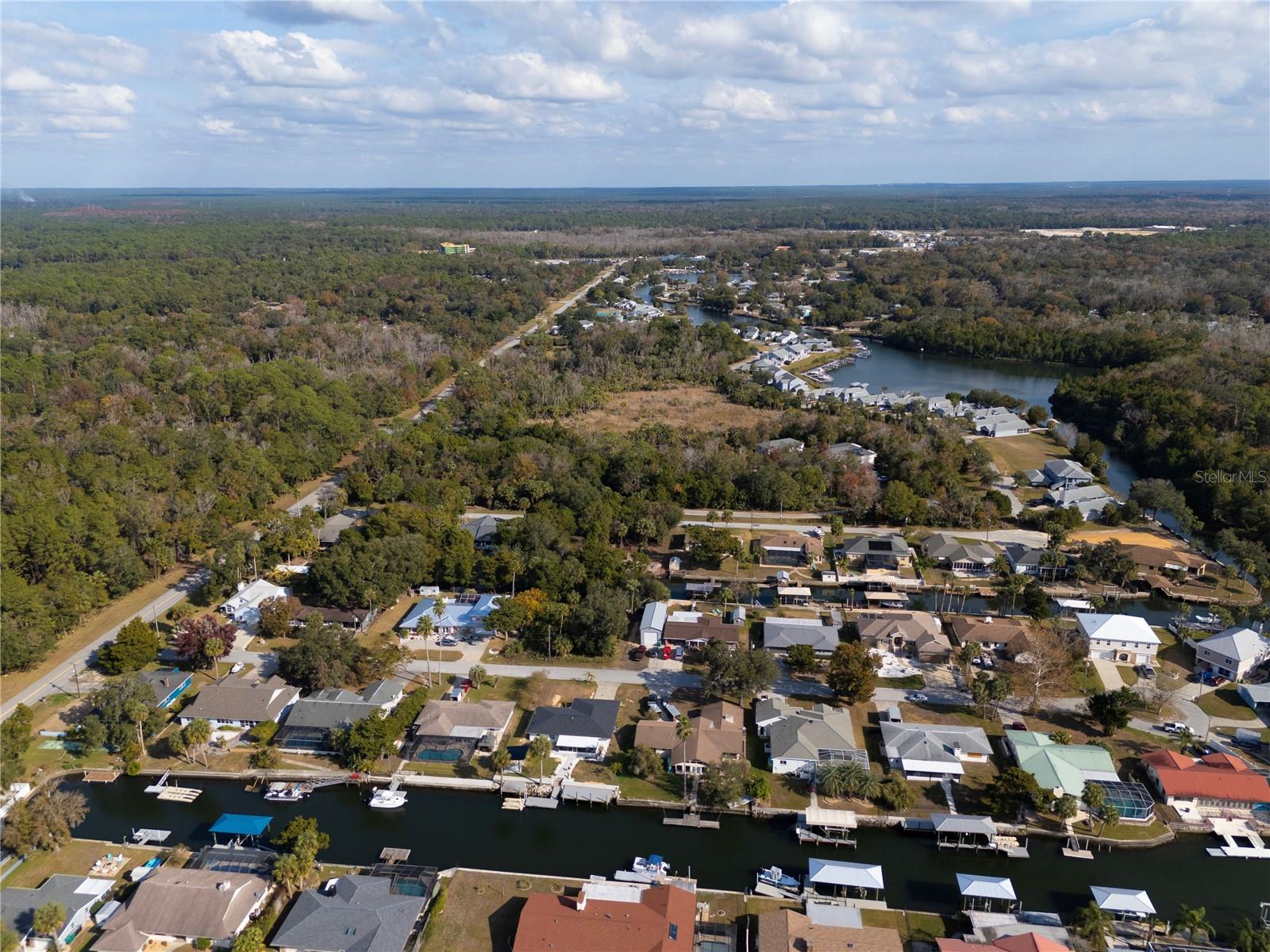 INDIAN WATERS - Land