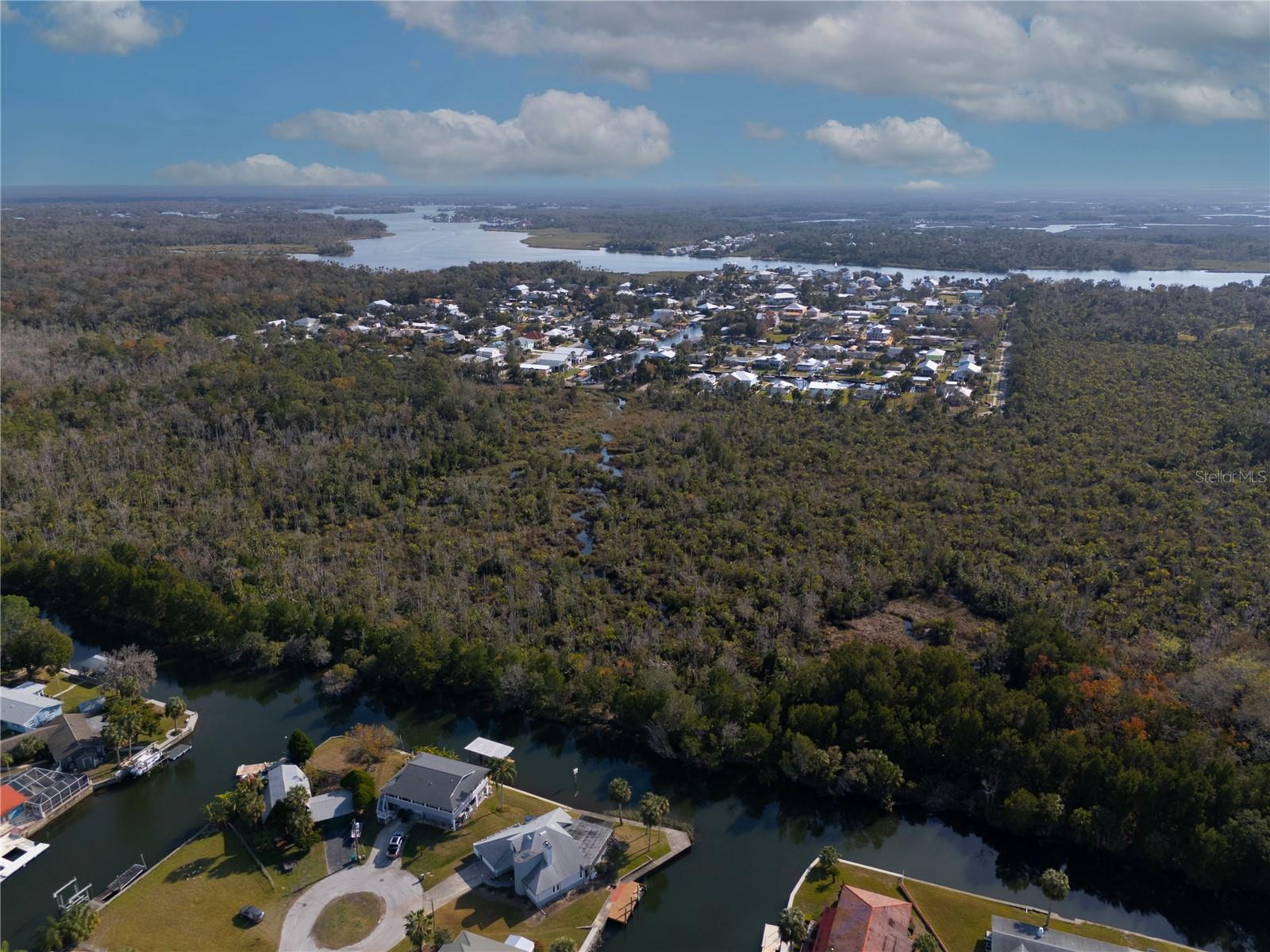 INDIAN WATERS - Land