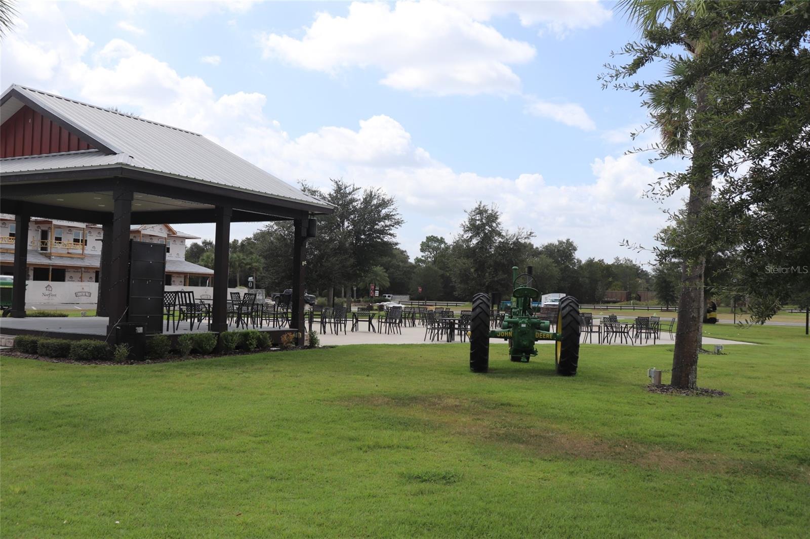 COUNTRYWAY OF NEWBERRY PH IV PB 37 PG 78 - Residential