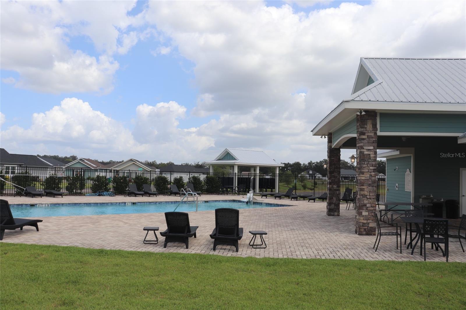 COUNTRYWAY OF NEWBERRY PH IV PB 37 PG 78 - Residential