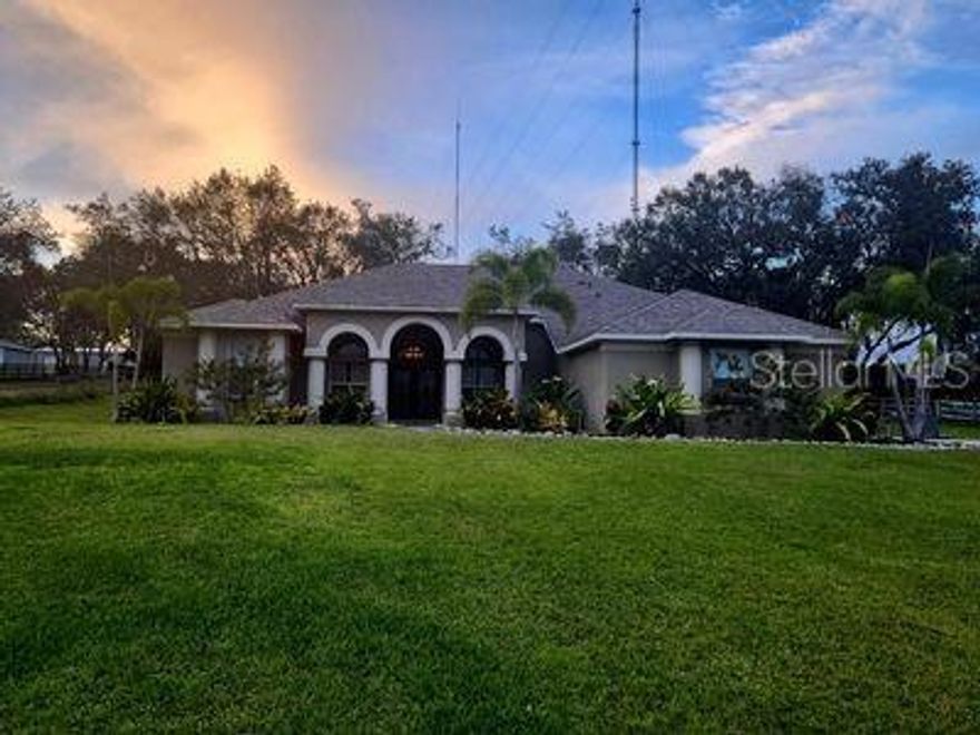 Welcome to 13020 Shadow Run Blvd, a stunning single-family home located in Riverview, FL. This beautiful property was built in 1997 and boasts a spacious finished area of 3,117 square feet. With 5 bedrooms and 4 bathrooms, this home provides plenty of space for a growing family or for those who love to entertain guests.Situated on a sprawling 2-acre lot, this property offers plenty of room to roam and enjoy the outdoors. The large lot size also provides ample privacy and a peaceful retreat from the hustle and bustle of everyday life. Whether you want to relax in the backyard or host a barbecue with friends, this property has plenty of space to accommodate all of your needs.Inside, you'll find a well-maintained and updated interior with modern finishes and plenty of natural light. The open floor plan creates a seamless flow between the living spaces, making it easy to entertain and move throughout the home. The kitchen is a chef's dream with stainless steel appliances, granite countertops, and plenty of storage space.The bedrooms are spacious and offer plenty of closet space for all of your storage needs. The bathrooms are beautifully appointed with modern fixtures and finishes, creating a spa-like experience right at home. With a neutral color palette throughout, this home is ready for you to move in and make it your own.Located in the desirable community of Riverview, this property offers easy access to shopping, dining, and entertainment options. With top-rated schools nearby, this home is perfect for families looking to settle down in a family-friendly neighborhood. Don't miss your chance to own this incredible property - schedule a showing today and make this house your new home!.Directly across the street is 178 acre Grady Lake for your boating, fishing and site seeing pleasure.