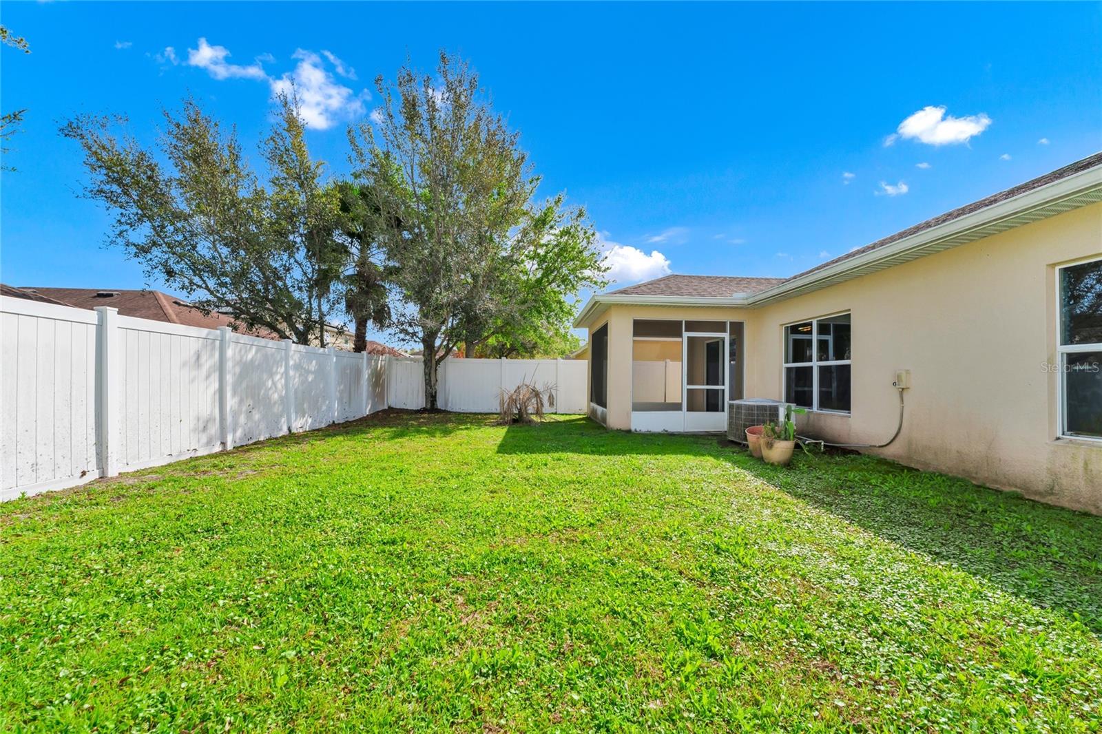 HAMMOCK TRAILS - Residential