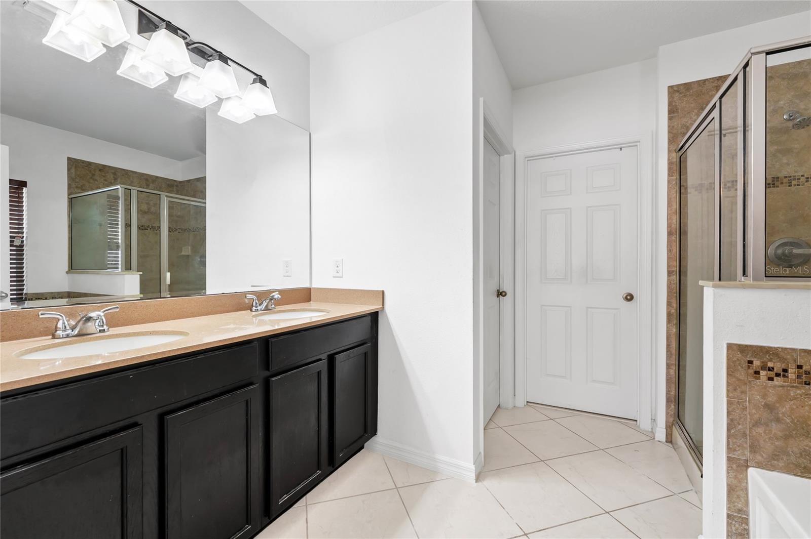 HAMMOCK TRAILS - Residential