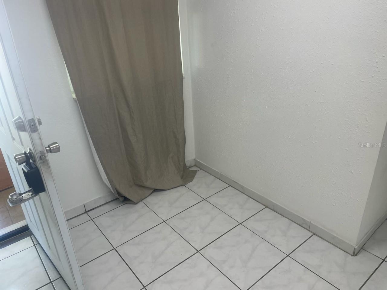 OSCEOLA HEIGHTS - Residential Lease