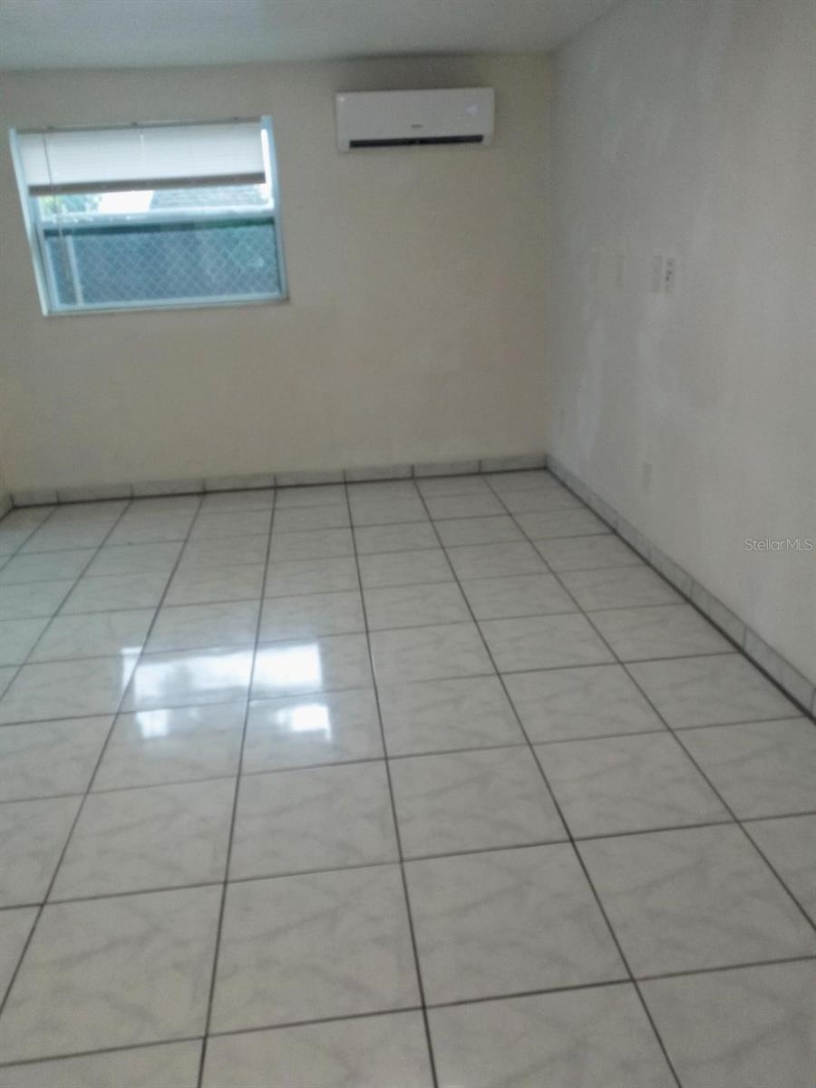 OSCEOLA HEIGHTS - Residential Lease