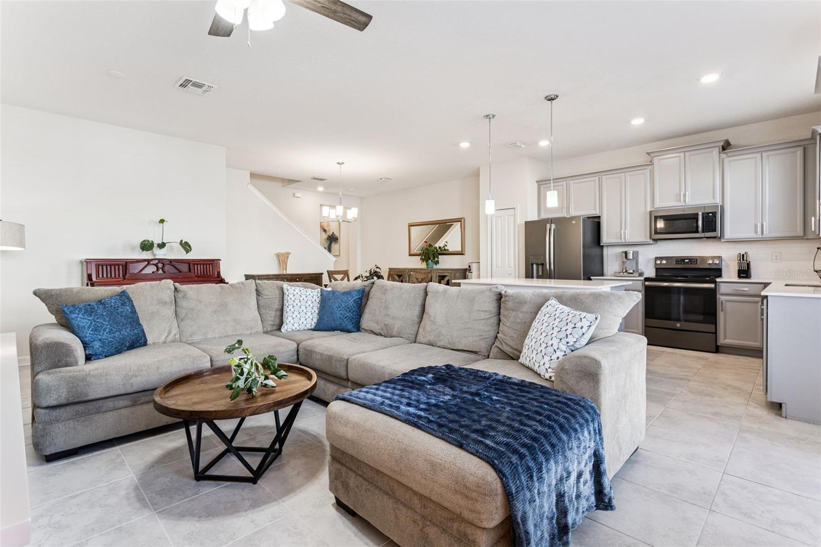 STOREY LAKE TR K - Residential