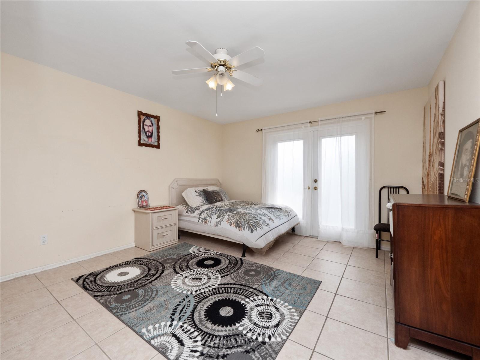 STONEYBROOK - Residential