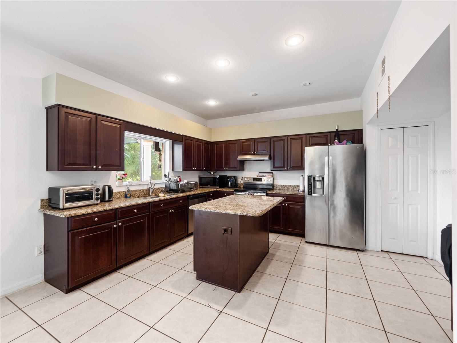 STONEYBROOK - Residential