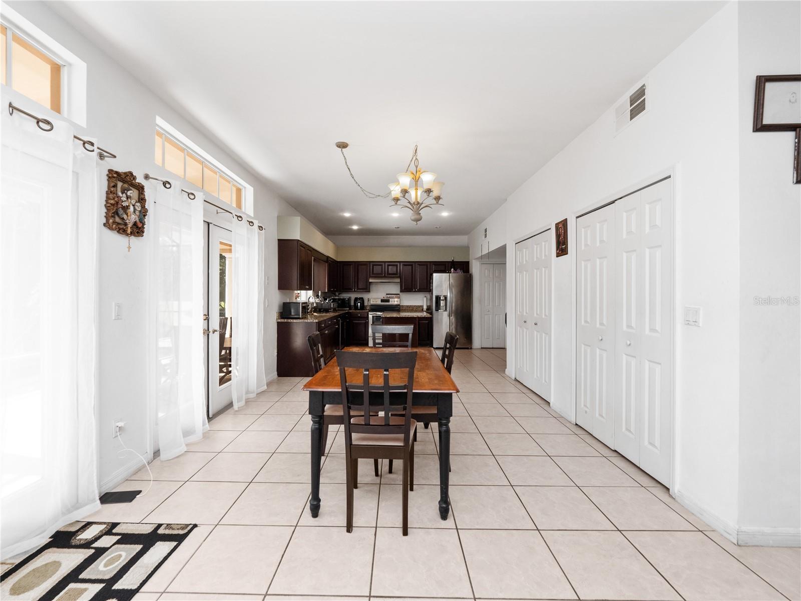 STONEYBROOK - Residential