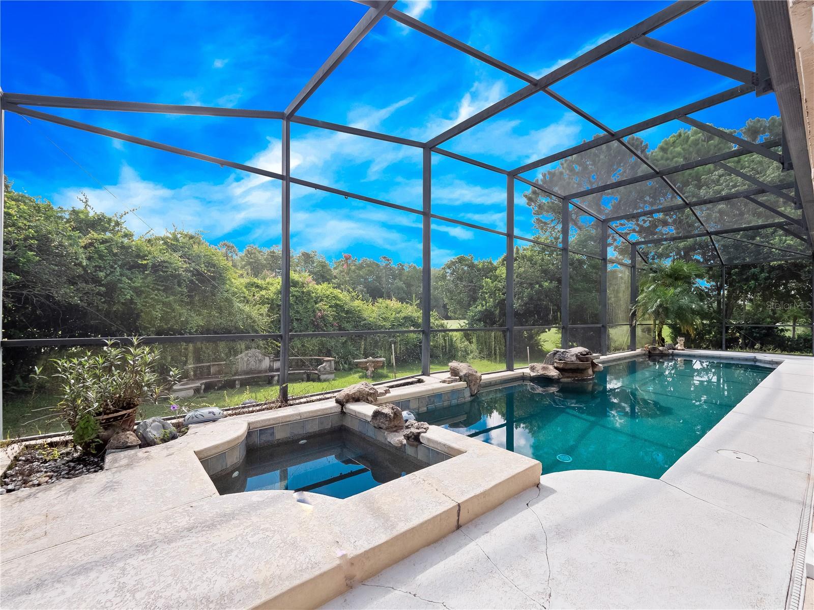 STONEYBROOK - Residential