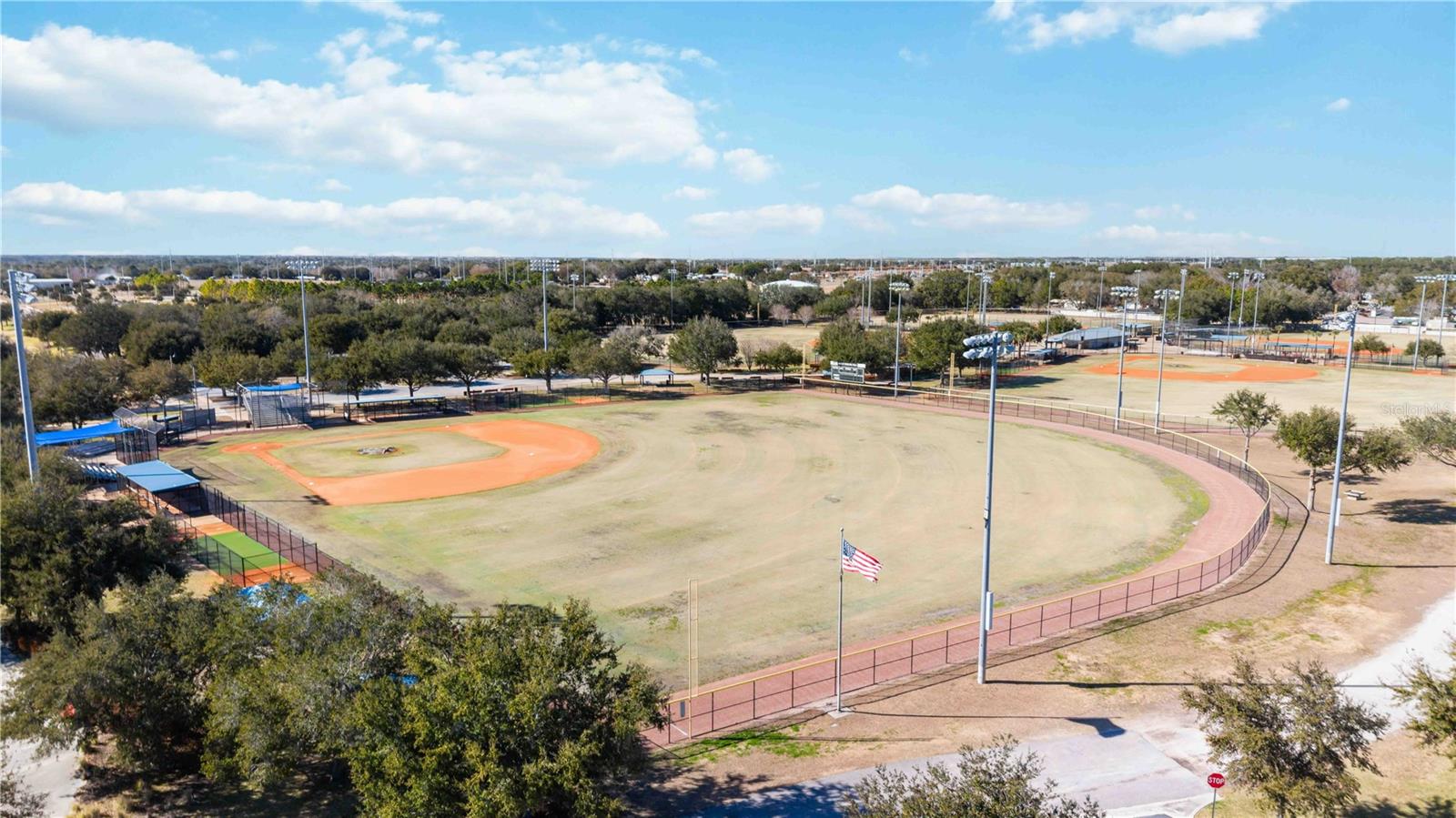 ENCLAVE/LK MYRTLE - Residential