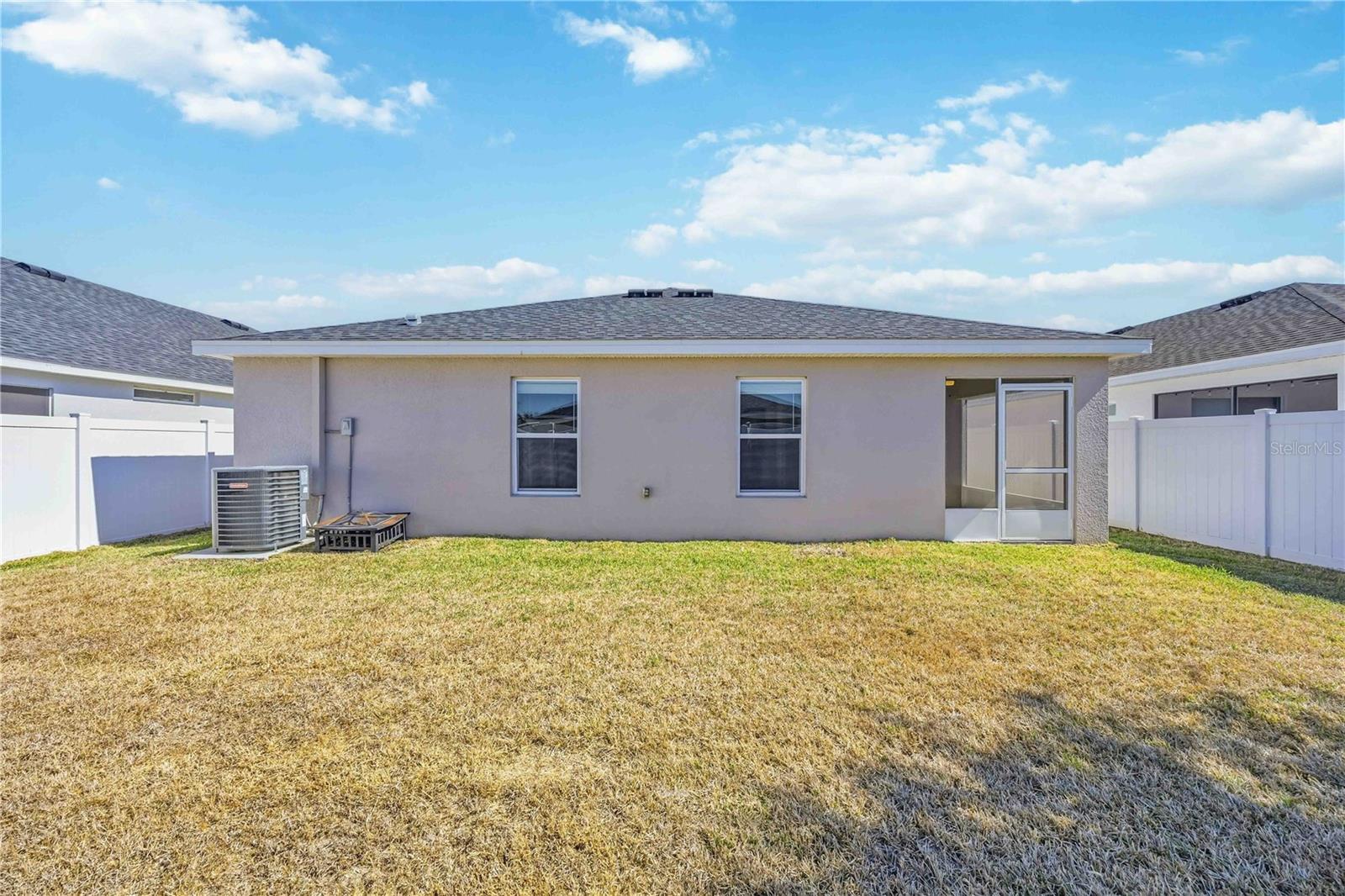 ENCLAVE/LK MYRTLE - Residential