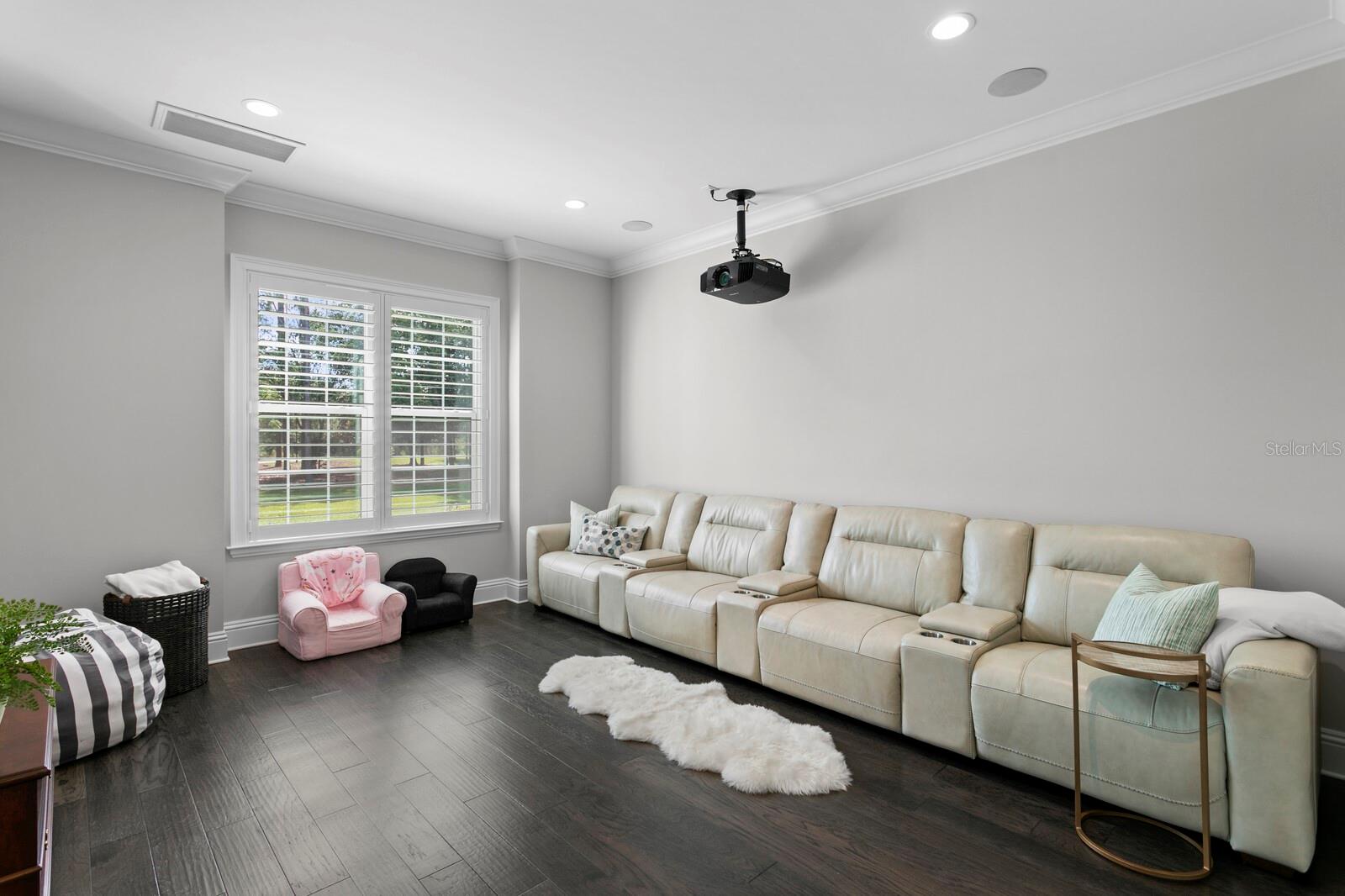 OAK RESERVE - Residential