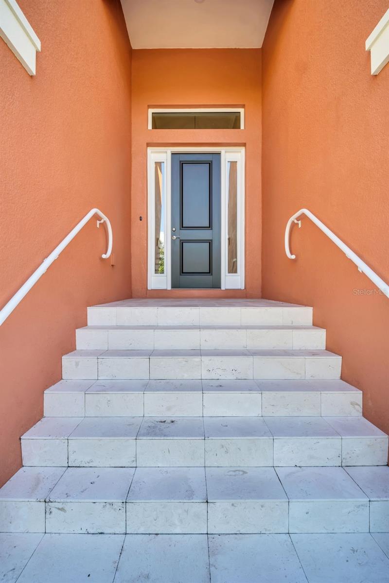 11 FRANKLIN COURT S C