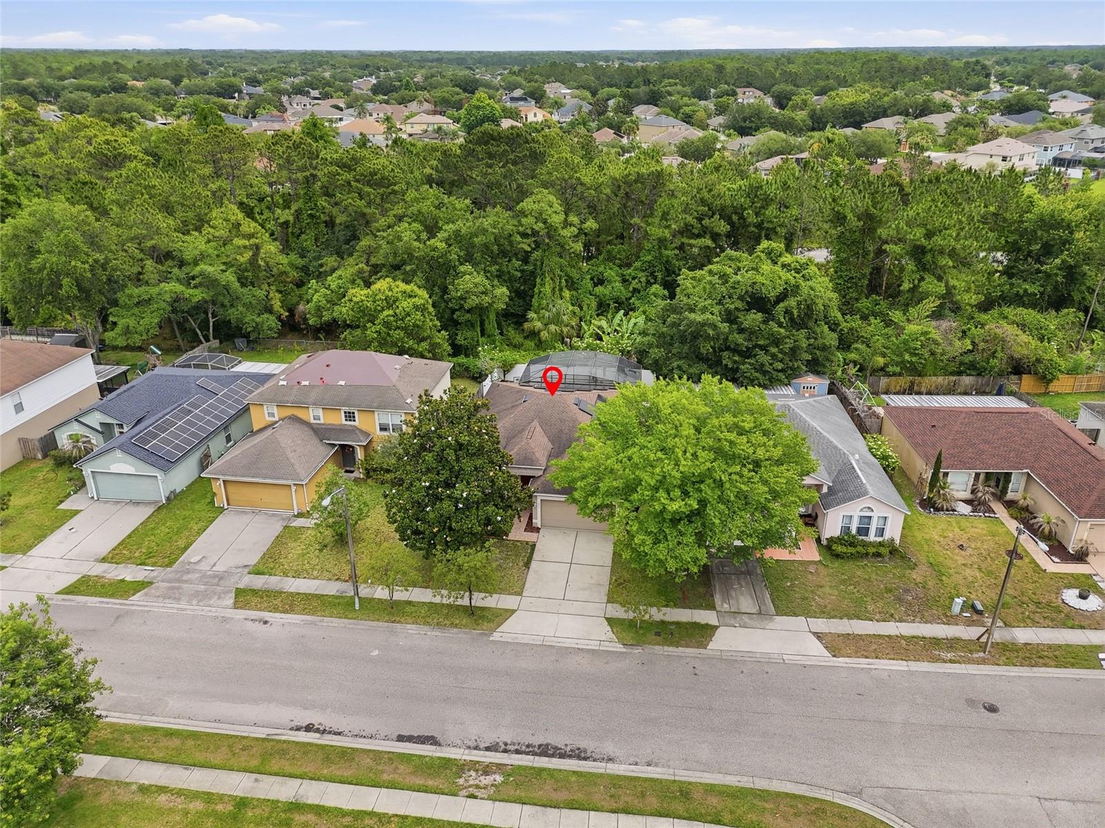 CORNER LAKE PH 01 49 49 - Residential