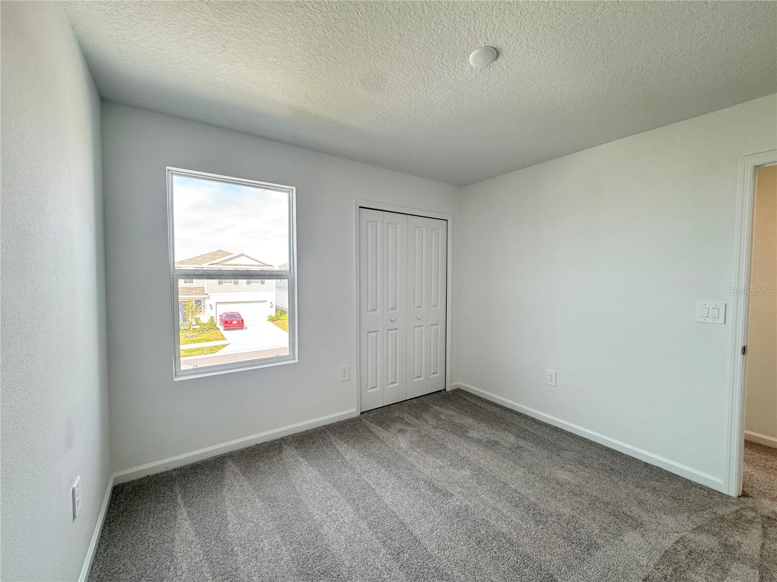 PEACE CREEK RESERVE 40'S - Residential Lease