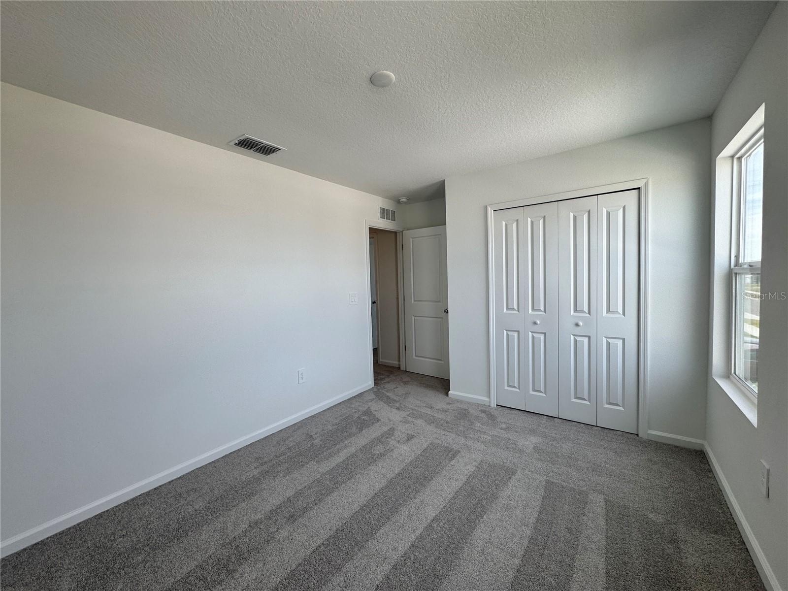 PEACE CREEK RESERVE 40'S - Residential Lease