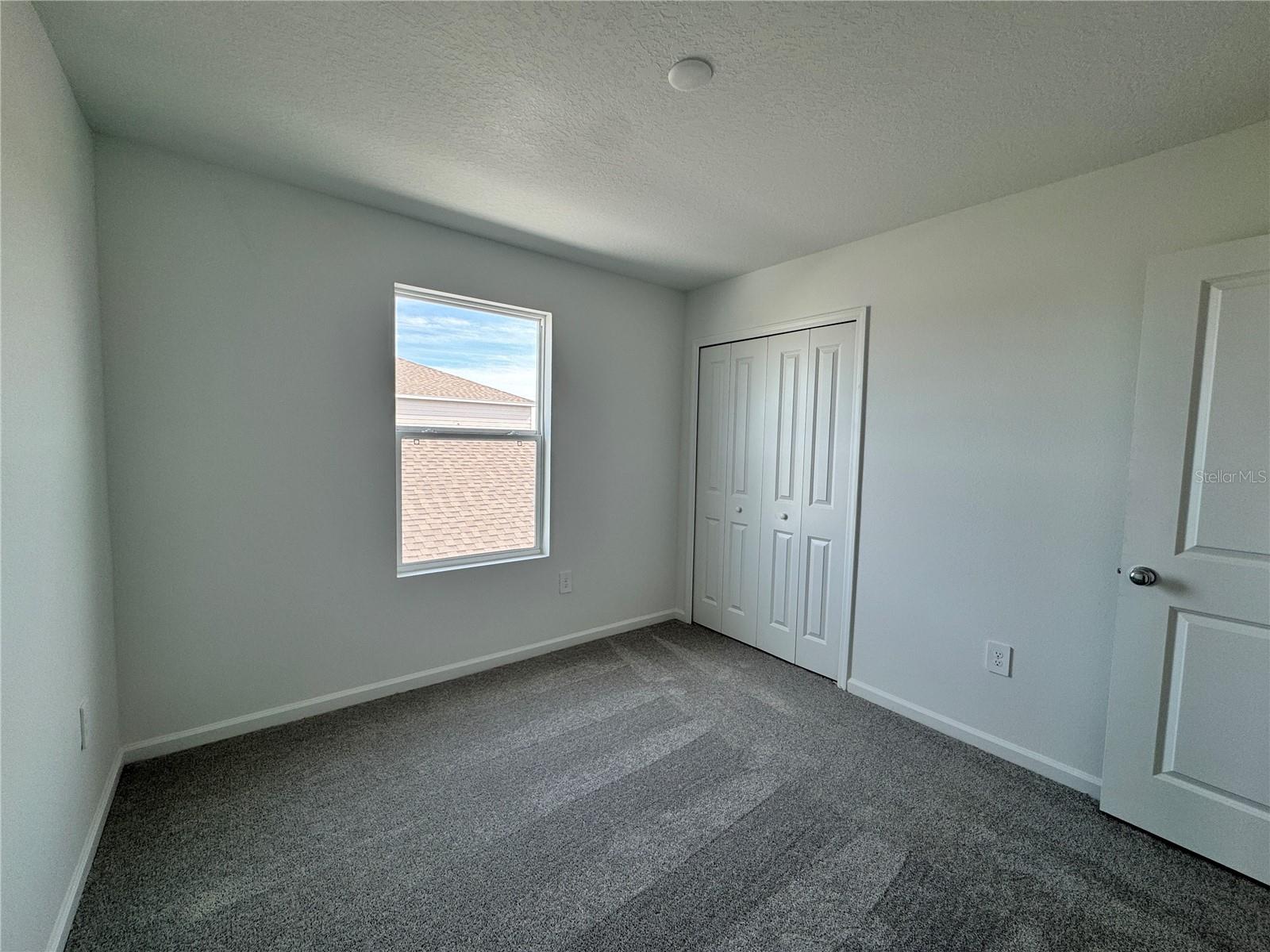 PEACE CREEK RESERVE 40'S - Residential Lease