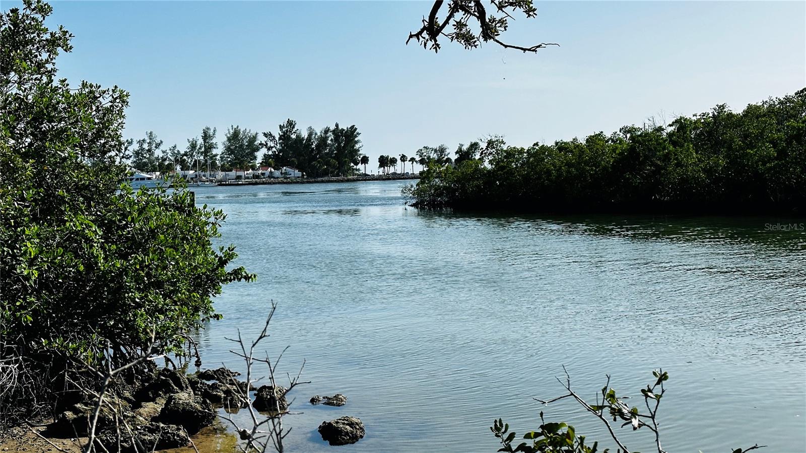 BAY POINT CORR OF - Residential